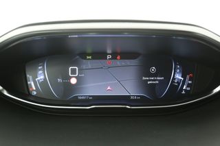 Peugeot 5008 1.2 PureTech Automaat 7 Persoons Sfeerverl Clima 360Camera Carplay Cruise PDC Navi Virtual LED 19"LMV Trekhaak