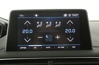 Peugeot 5008 1.2 PureTech Automaat 7 Persoons Sfeerverl Clima 360Camera Carplay Cruise PDC Navi Virtual LED 19"LMV Trekhaak