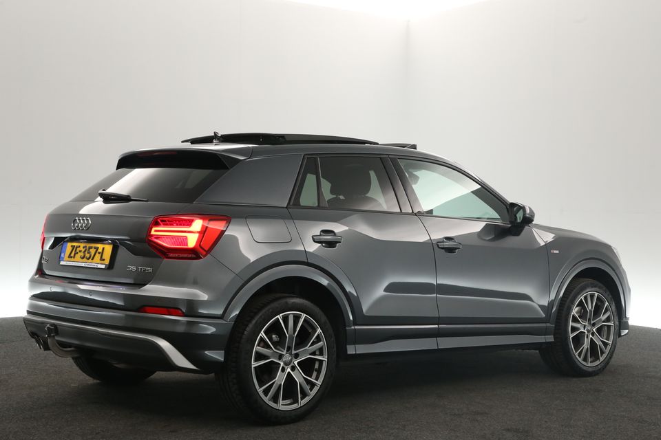 Audi Q2 35 TFSI S-line 150PK Automaat Pano Clima Cruise PDC Navi LED 18"LMV Trekhaak