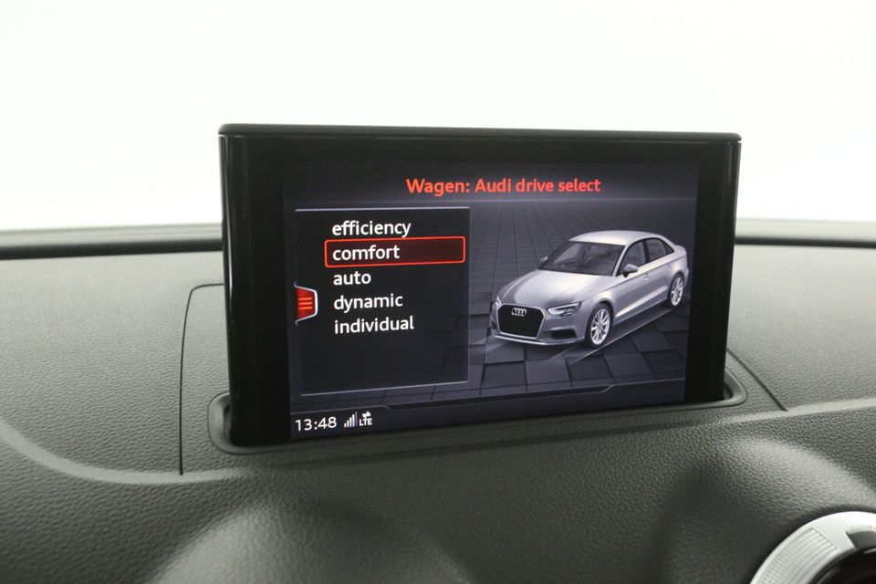 Audi A3 35 TFSI CoD S-Line 150PK Automaat Pano Carplay LED Clima Cruise Navi PDC 18''LMV