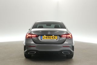 Mercedes-Benz A-Klasse 180 AMG Automaat Sfeerverl. Clima Camera Cruise LED Virtual Navi 18"LMV PDC