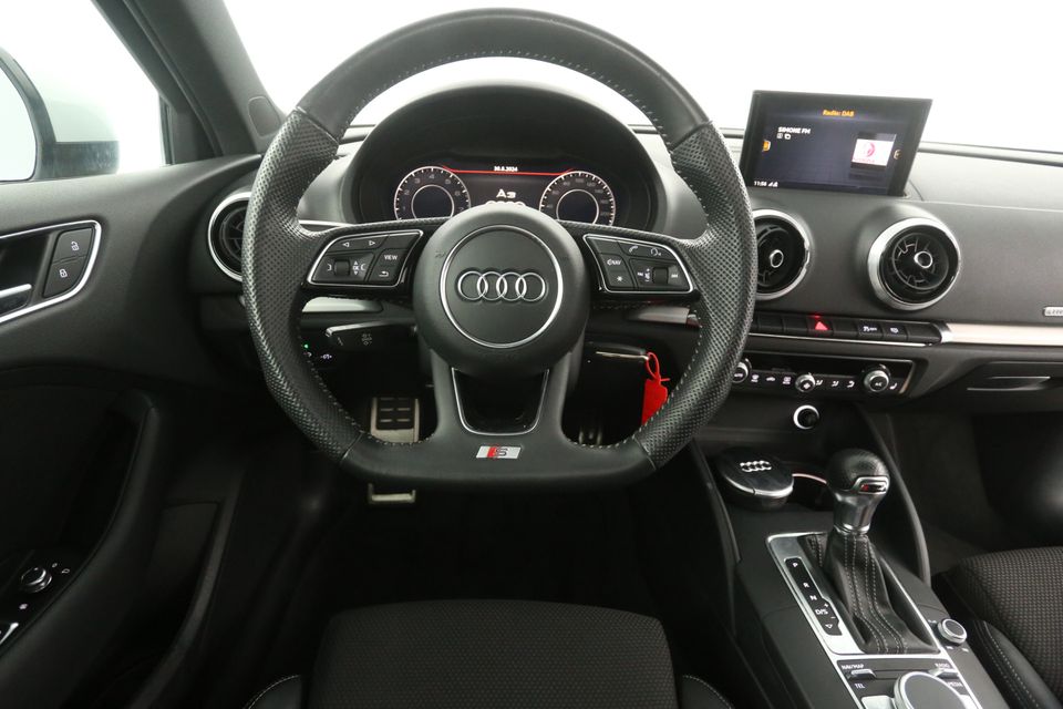 Audi A3 35 TFSI S-line 150PK Automaat Pano Clima Cruise Virtual LED Navi 18"LMV