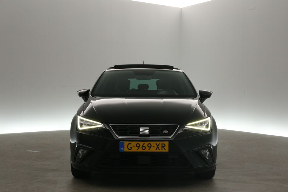 SEAT Ibiza 1.0 TSI FR Business Pano Camera Virtual Clima Cruise Carplay Navi LED Sfeerverl. 18"LMV PDC