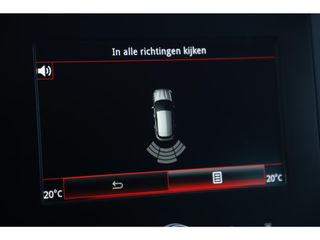 Renault Mégane 1.5 Blue dCi Limited Keyless Navigatie Clima Cruise Carplay Android Bluetooth Parkeersensor 16 inch LMV