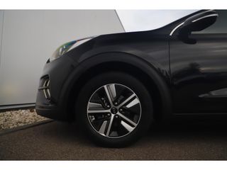 Kia Niro 1.6 GDi Hybrid DynamicLine 140PK Automaat Half Leder Navigatie Camera Adaptive Cruise Lane Assist Clima Carplay Android