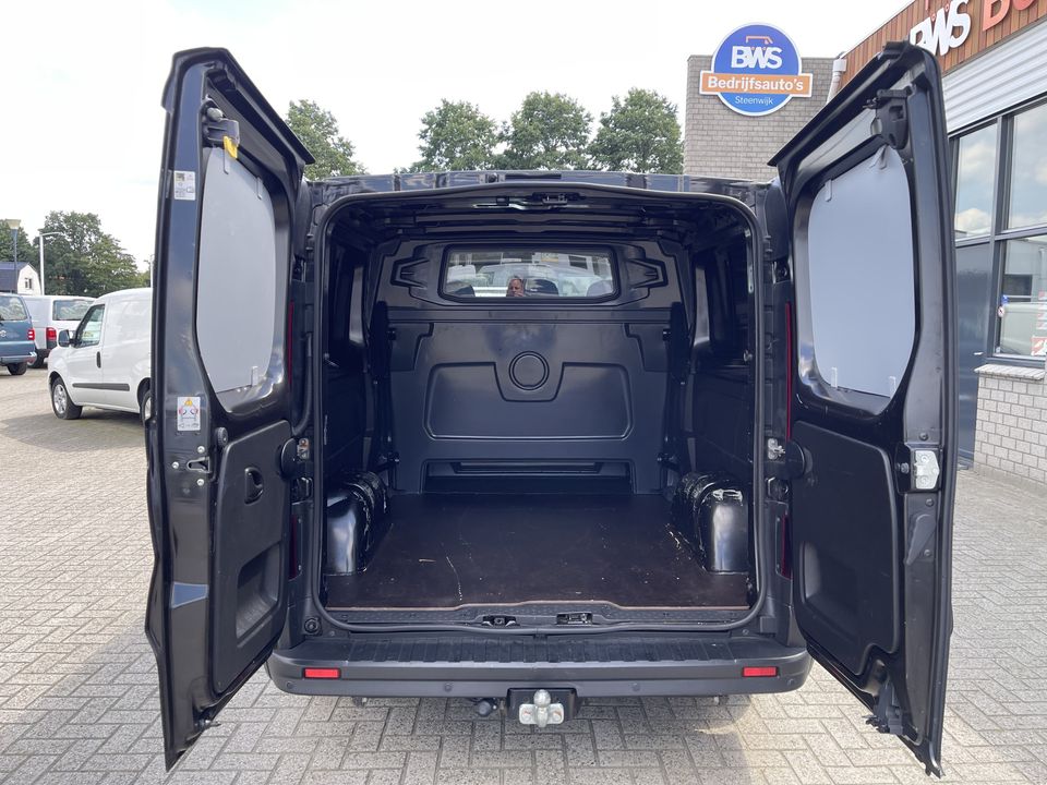 Fiat Talento 1.6 MJ 125pk EcoJet L2H1 DC 6 persoons / vaste prijs rijklaar € 20.950 ex btw / lease vanaf € 375 / zwart metallic / airco / cruise / navi / trekhaak / pdc achter / euro 6 diesel !