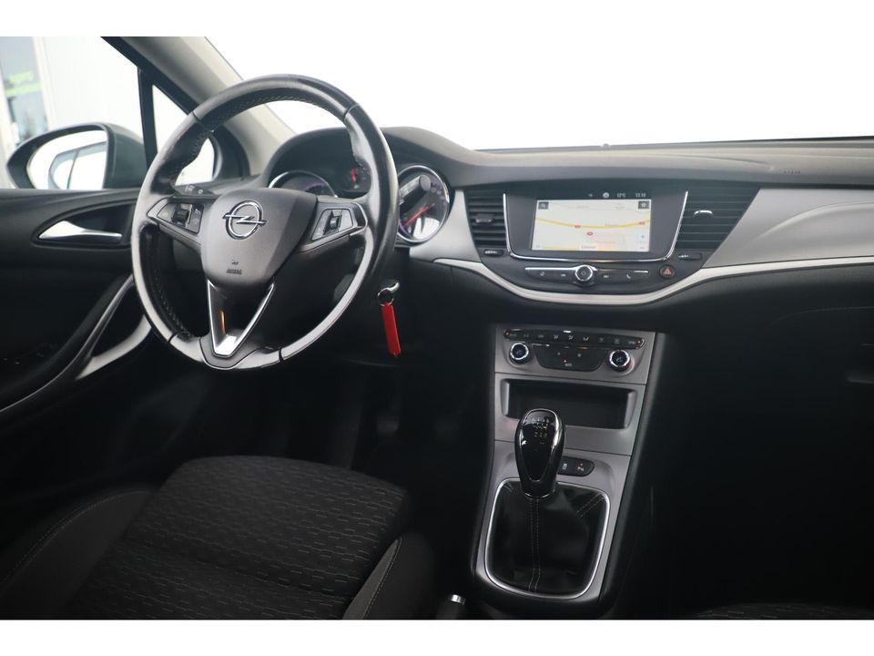 Opel Astra 1.5 CDTI Business Executive 123PK Comfortstoelen Navigatie Camera Carplay Android Clima Cruise Bluetooth Parkeersensors LED