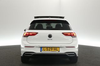 Volkswagen Golf 1.4 GTE 260PK Automaat Pano Sfeerverl. ACC Clima Camera Carplay Virtual LED 18"LMV Navi PDC