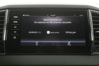 Škoda Karoq 1.5 TSI 150PK Automaat | Canton-Audio | Pano Airco Camera Carplay Cruise LED Sfeer DSG Memory-seats Navi PDC 19"LMV Trekhaak