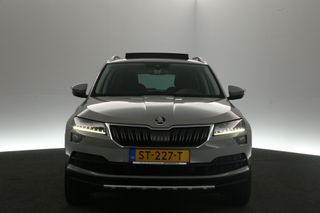 Škoda Karoq 1.5 TSI 150PK Automaat | Canton-Audio | Pano Airco Camera Carplay Cruise LED Sfeer DSG Memory-seats Navi PDC 19"LMV Trekhaak