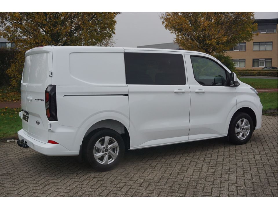 Ford Transit Custom 300S 136PK DC Limited AUT MY2024 Navi, ACC, Trekhaak, 360° Cam, 16" LM, 2x Schuifdeur!! NR. 505