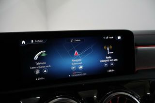 Mercedes-Benz CLA 180 AMG Pano Sfeer CarPlay Night NAP