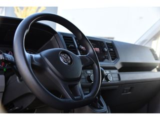 Volkswagen Crafter 35 2.0 TDI L3H3 PB Edition Camera, Cruise, Automaat, 177PK, Carplay, Multimedia,  Trekhaak, UNIEK!