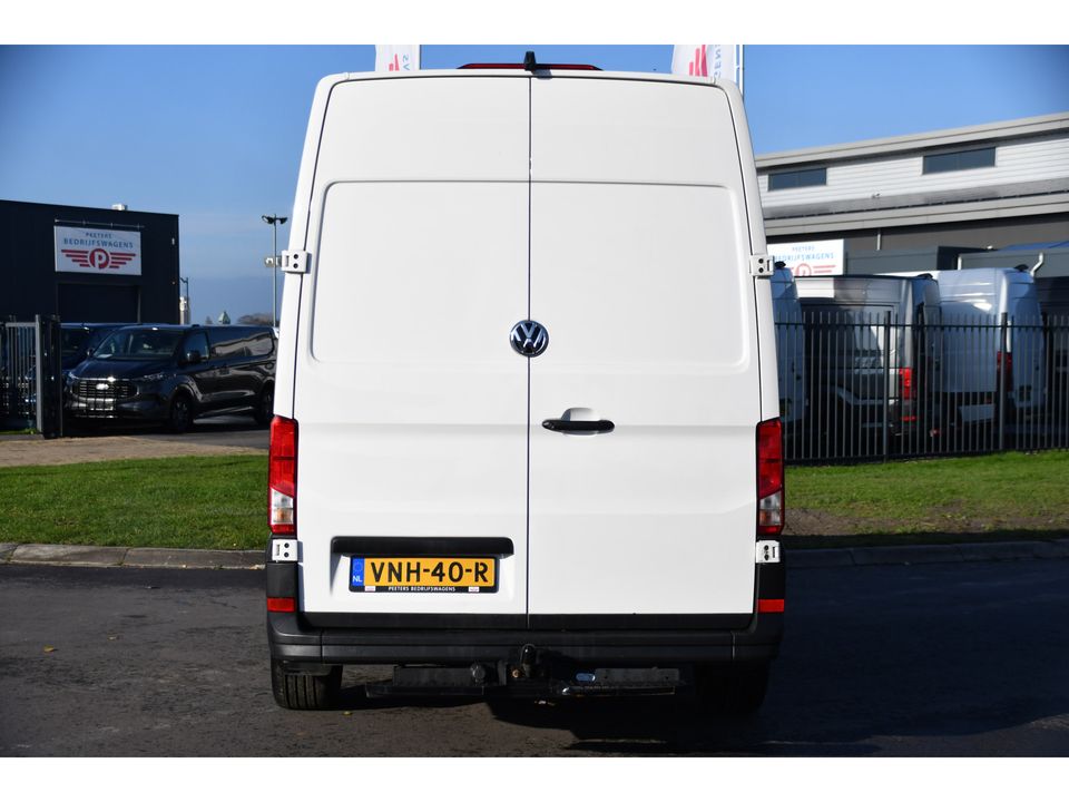 Volkswagen Crafter 35 2.0 TDI L3H3 PB Edition Camera, Cruise, Automaat, 177PK, Carplay, Multimedia,  Trekhaak, UNIEK!