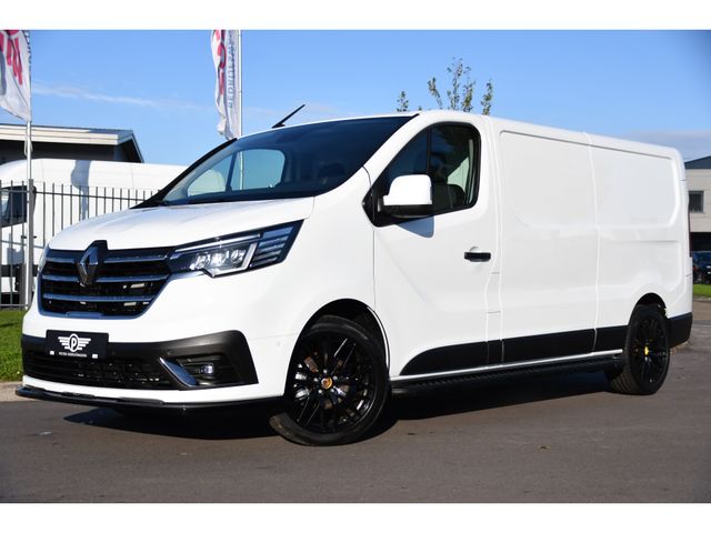 Renault Trafic 2.0 dCi 150 T30 L2H1 Black & White Edition Camera, Cruise, Automaat, Sensoren, Carplay, Multimedia, 150PK,  UNIEK!