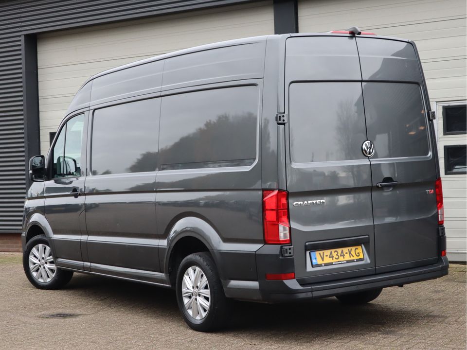 Volkswagen Crafter 35 2.0 TDI 177pk Euro 6 Automaat L2H2 - Nieuw L3H3 - LED - Cruise - Camera