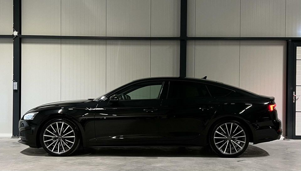 Audi A5 Sportback 35 TFSI S-line black edition Navi sfeer