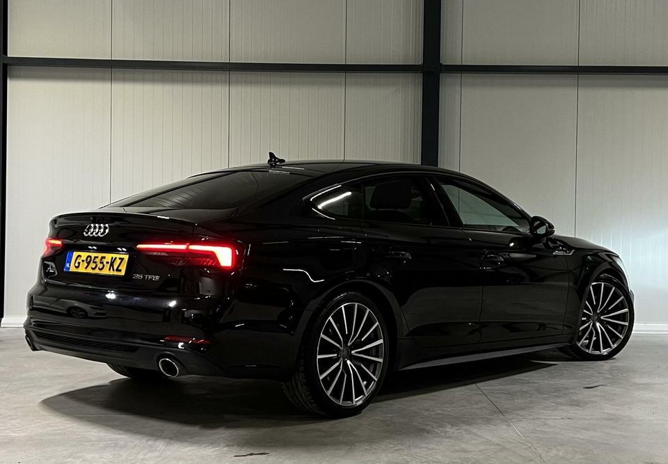 Audi A5 Sportback 35 TFSI S-line black edition Navi sfeer