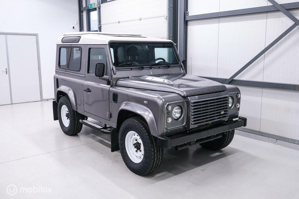 Land Rover Defender 2.4 TD HT 90" XTech | youngtimer | a-z onderhouden | origineel |