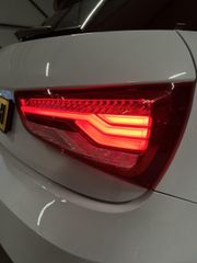 Audi A1 Sportback 1.0 TFSI S-line Automaat Navi stoelverw.