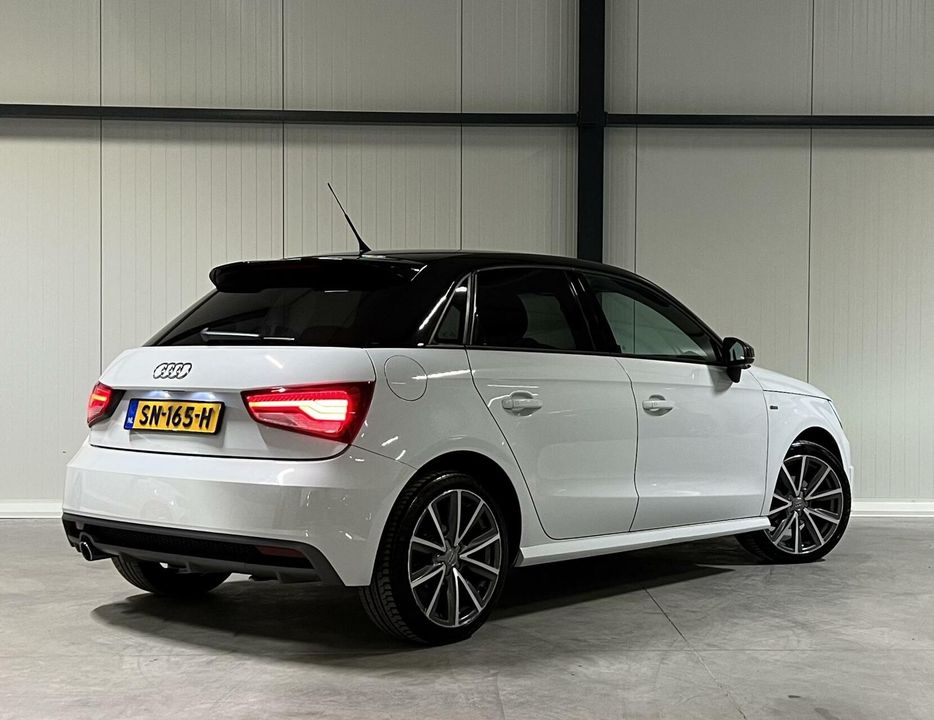 Audi A1 Sportback 1.0 TFSI S-line Automaat Navi stoelverw.