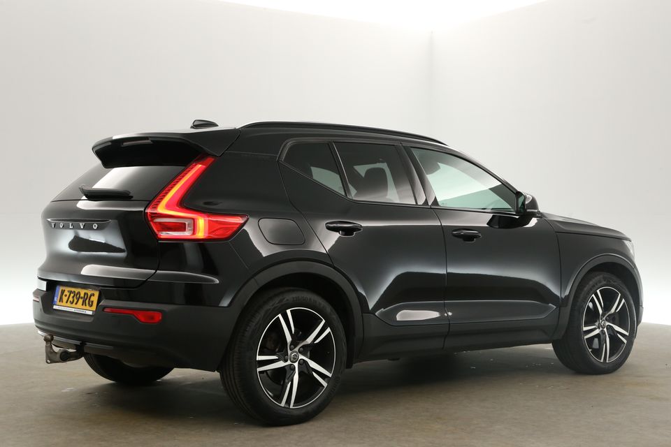 Volvo XC40 1.5 T5 Recharge R-Design 261PK Automaat Pano Clima Carplay Navi LED Memory-Seat Sfeerverl. 19"LMV PDC Winterpakket* Trekhaak