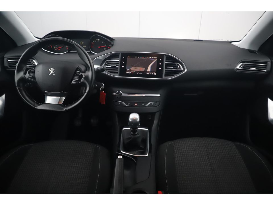 Peugeot 308 1.5 BlueHDi Blue Lease 131PK Navigatie Carplay Android Airco Cruise LED Elektrische Ramen