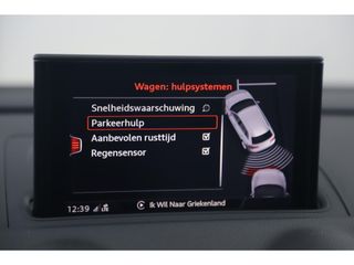 Audi A3 Sportback 30 TFSI Sport S Line Edition Automaat Black Optic Virtual Cockpit Half Leder Stoelverwarming 18 inch Navigatie Carplay Android Clima Cruise Parkeersensor