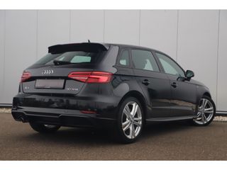 Audi A3 Sportback 30 TFSI Sport S Line Edition Automaat Black Optic Virtual Cockpit Half Leder Stoelverwarming 18 inch Navigatie Carplay Android Clima Cruise Parkeersensor