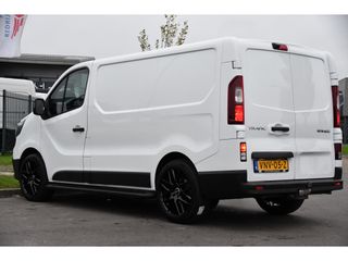 Renault Trafic 2.0 dCi T29 L1H1 PB Edition Camera, Cruise, Carplay, LED, Sensoren, Trekhaak, Multimedia, UNIEK!