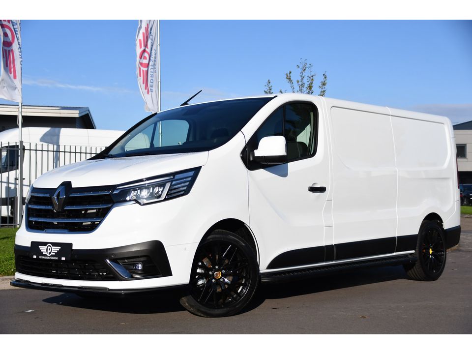 Renault Trafic 2.0 dCi 150 T30 L2H1 Black & White Edition Camera, Cruise, Automaat, Sensoren, Carplay, Multimedia, 150PK,  UNIEK!