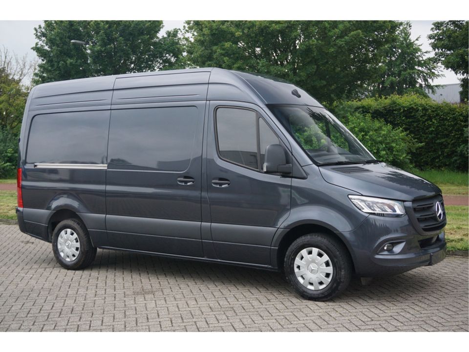 Mercedes-Benz Sprinter 317CDI Pro L2H2 10.25" Mbux Navi, Cam, 3.5T Trekhaak, LED 2x schuifdeur!! NR. R890*