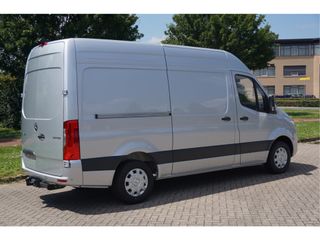 Mercedes-Benz Sprinter 317CDI Pro L2H2 10.25" Mbux Navi, Cam, 3.5T Trekhaak, LED 2x schuifdeur!! NR. R117**