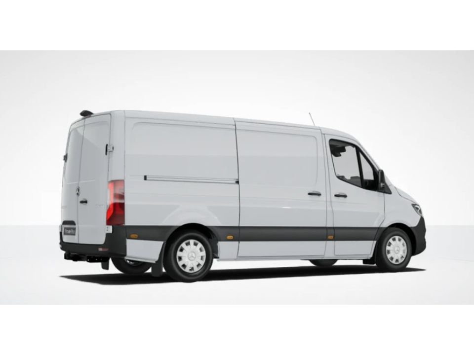 Mercedes-Benz Sprinter 317CDI Pro L2H1 10.25" Mbux Navi, Cam, Gev. Stoel, 3.5T Trekhaak, LED!! NR. R118**