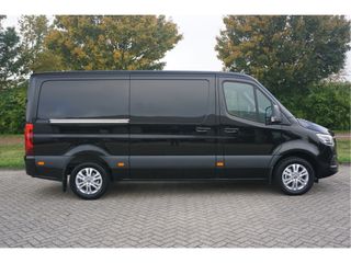 Mercedes-Benz Sprinter 319CDI Select L2H1 10.25" Mbux, ACC, LED, 3.5T Trekhaak, 17" LM!! NR. R595**