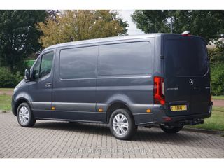 Mercedes-Benz Sprinter 319CDI Select L2H1 10.25" Mbux, ACC, LED, 3.5T Trekhaak, 17" LM!! NR. R968**