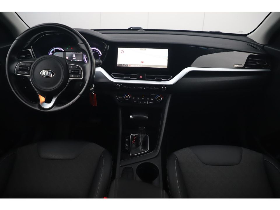 Kia Niro 1.6 GDi Hybrid DynamicLine 140PK Trekhaak Automaat Half Leder Navigatie Camera Adaptive Cruise Lane Assist Clima Carplay Android