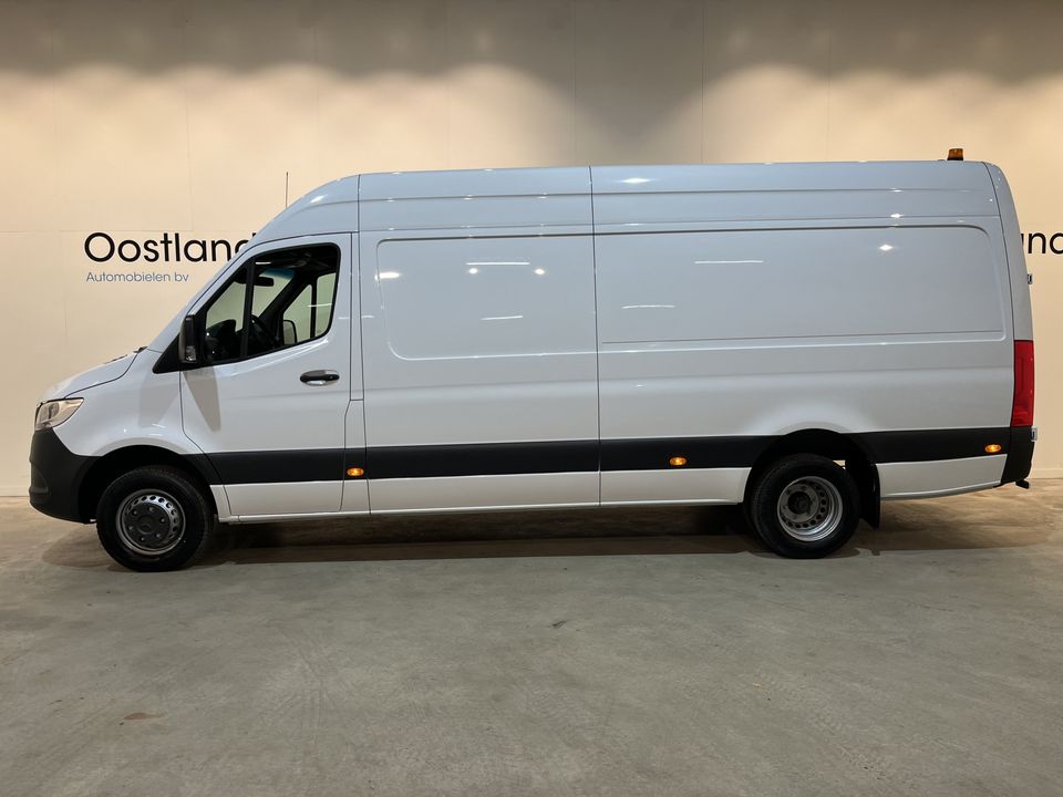 Mercedes-Benz Sprinter 515 CDI L3H2 RWD Automaat / Euro 6 / GVW 5.000 KG / Trekhaak 3500 KG / Dubbel Lucht / Tacho / Airco /  Camera / 2.100 KM !! C-Rijbewijs