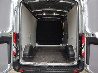 Ford Transit 2.0 TDCI 130pk Euro 6 L2H2 - 2 Jaar Garantie - Camera - PDC