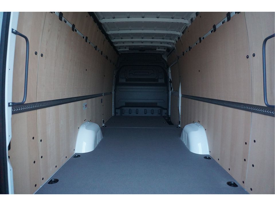 Mercedes-Benz Sprinter 319CDI L4H2 Automaat 10.25" Mbux, 360° Cam, LED,, Distronic, Standkachel, 3T trekhaak!! Nr. T03*