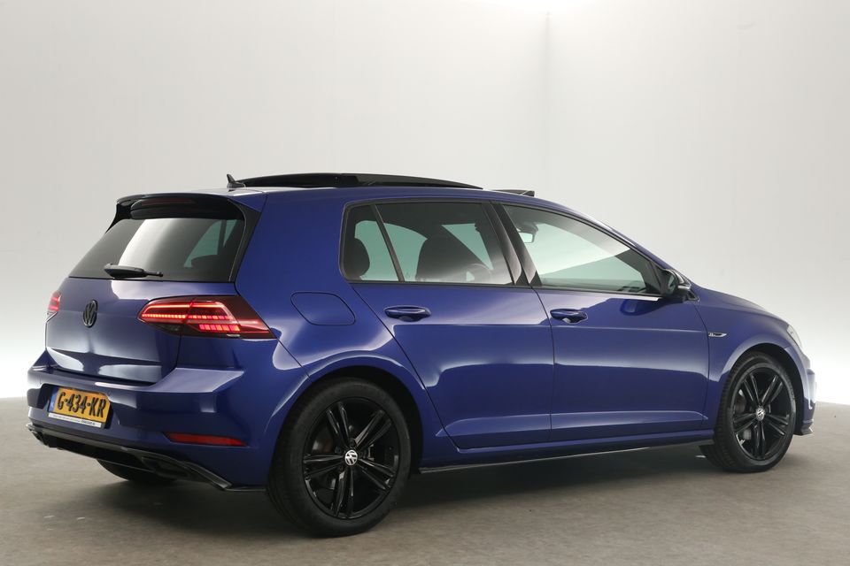 Volkswagen Golf 1.5 TSI R-Line 150PK Automaat Pano Clima ACC Camera Carplay LED Navi Virtual 17"LMV PDC