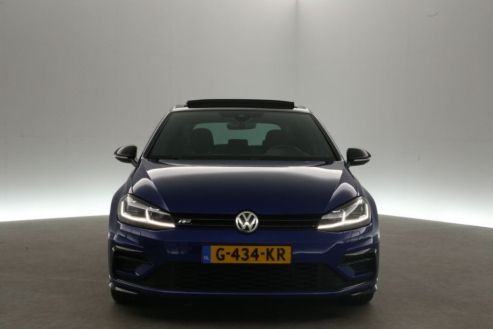 Volkswagen Golf 1.5 TSI R-Line 150PK Automaat Pano Clima ACC Camera Carplay LED Navi Virtual 17"LMV PDC