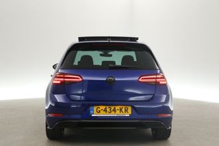 Volkswagen Golf 1.5 TSI R-Line 150PK Automaat Pano Clima ACC Camera Carplay LED Navi Virtual 17"LMV PDC