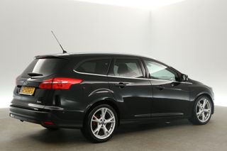 Ford Focus 1.0 Titanium Clima Cruise LED Parkeersensoren Navigatie 18"LMV MF-Stuur