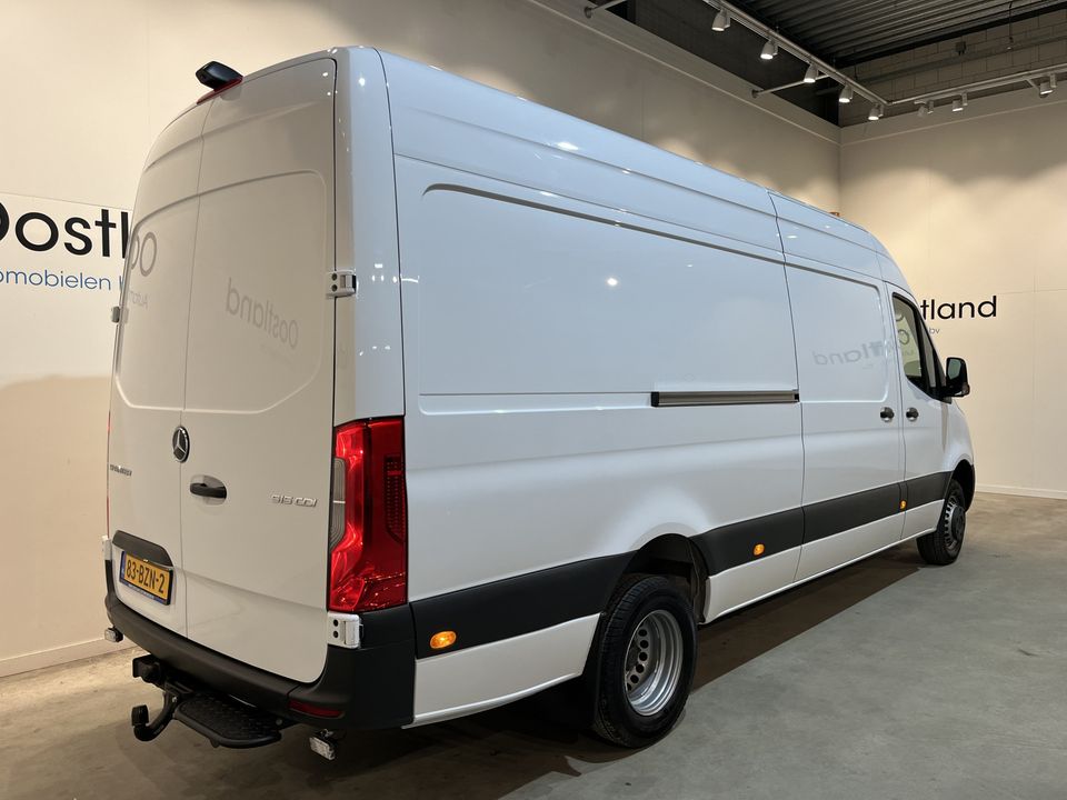 Mercedes-Benz Sprinter 515 CDI L3H2 RWD Automaat / Euro 6 / GVW 5.000 KG / Trekhaak 3500 KG / Dubbel Lucht / Tacho / Airco /  Camera / 2.100 KM !! C-Rijbewijs