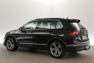 Volkswagen Tiguan 1.5 TSI R-line 150PK Automaat Pano ACC Clima Camera Carplay Virtual DSG Navi LED Sfeer Massagestoel 19"LMV Trekhaak