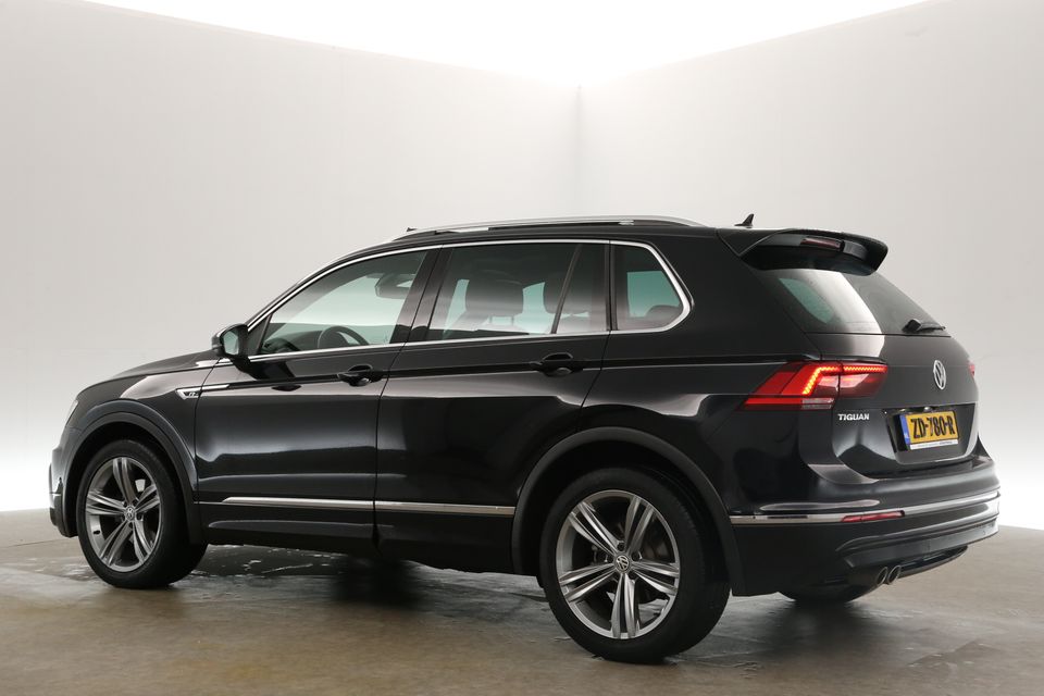 Volkswagen Tiguan 1.5 TSI ACT R-line 150PK Automaat Pano Clima Camera Carplay DSG Virtual DSG Navi LED 19"LMV