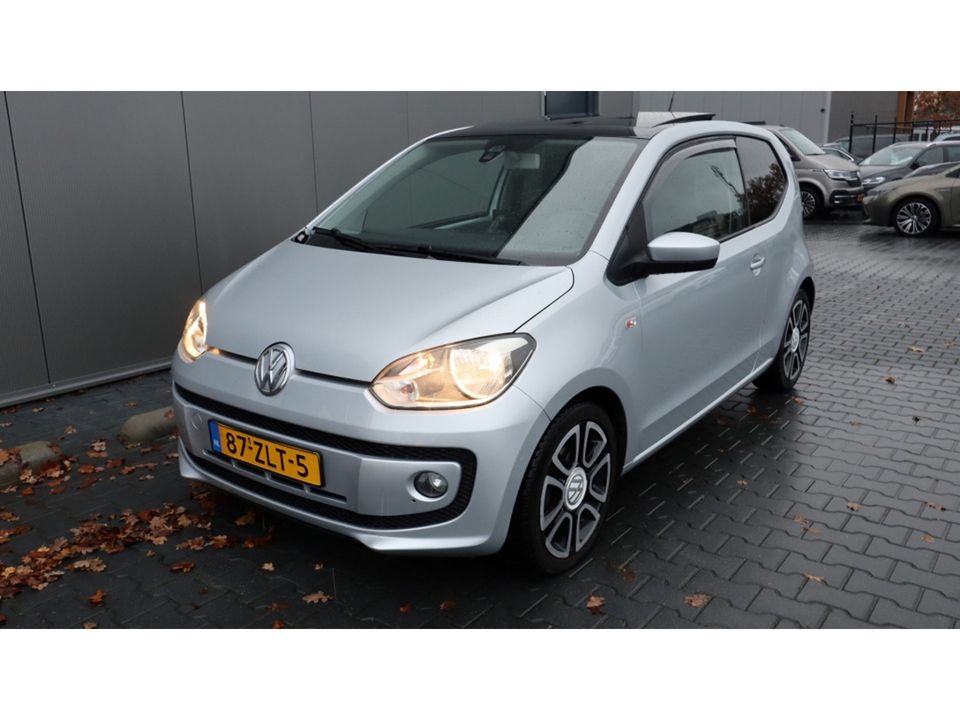 Volkswagen up! 1.0 high up! BlueM. | Panoramadak | Media | Cruise