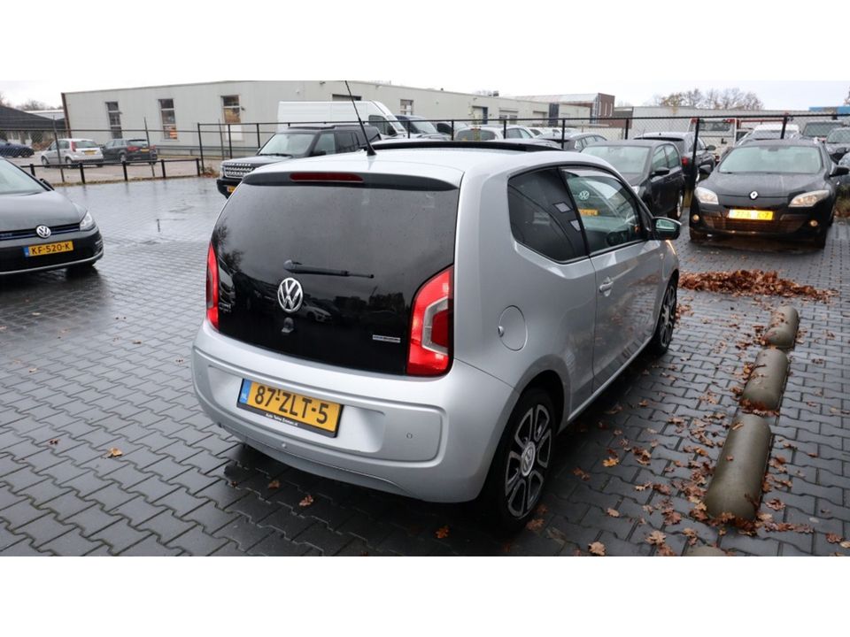 Volkswagen up! 1.0 high up! BlueM. | Panoramadak | Media | Cruise