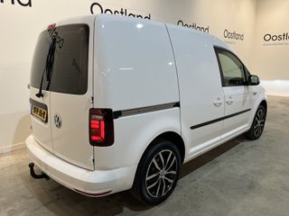 Volkswagen Caddy 2.0 TDI L1H1 BMT C-Edition / Euro 6 / CarPlay / Airco / Cruise Control / LMV / Trekhaak / PDC / Navigatie